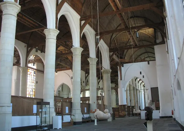 De Krasse Man Oda ve Kahvaltı 3*