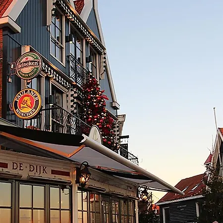 Bed & Breakfast De Krasse Man *